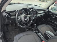 Gebraucht Mini Cooper 136 PS (100 kW) 2015 Schwarz Kleinwagen