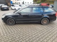 Gebraucht Skoda Octavia Ambiente 105 PS (77 kW) 2012 Schwarz Kombi