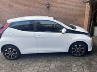 Gebraucht Toyota Aygo X-play 72 PS (52 kW) 2021 Weiß Kleinwagen