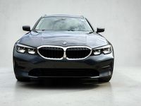 Gebraucht BMW 318 Advantage 150 PS (110 kW) 2021 Grau Kombi