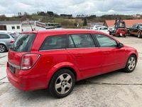 Gebraucht Opel Astra Edition 116 PS (85 kW) 2009 Rot Kombi