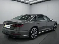 Usado Audi A8 462 HP (339 kW) 2025 Cinzento Sedan