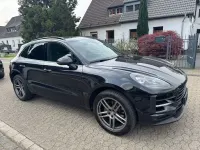 Gebraucht Porsche Macan 245 PS (180 kW) 2019 Tiefschwarzmetallic SUV