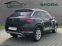 Gebraucht VW T-Roc Style 150 PS (110 kW) 2024 Deep black perleffekt SUV