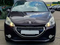 Gebraucht Peugeot 208 Active 82 PS (60 kW) 2013 Schwarz Kleinwagen