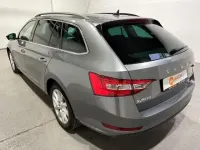 Gebraucht Skoda Superb Ambition 200 PS (147 kW) 2022 Grau Kombi