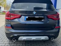 gebraucht BMW X3 xDrive20d xLine AT xLine Sehr gepflegt