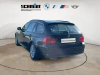 Gebraucht BMW 325 218 PS (160 kW) 2012 Schwarz Kombi