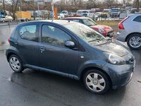 Gebraucht Toyota Aygo 68 PS (50 kW) 2005 Grau Kleinwagen