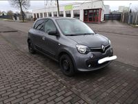 Gebraucht Renault Twingo LIMITED 90 PS (66 kW) 2018 Silber Kleinwagen