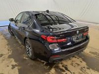 Gebraucht BMW M550 Performance 530 PS (389 kW) 2022 Carbonschwarz met. Limousine