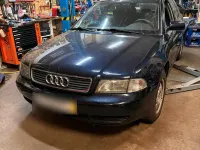 Gebraucht Audi A4 101 PS (74 kW) 1998 Blau Kombi