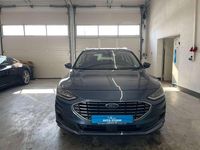 Gebraucht Ford Focus Titanium 116 PS (85 kW) 2023 Chromablau metallic Kombi