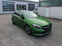 gebraucht Mercedes A180 -BlueEfficiency*Urban*Navi*LED*Panorama