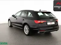 Gebraucht Audi A4 S-Line 204 PS (150 kW) 2023 Brillantschwarz Kombi