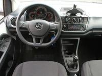 Second-hand VW up! 65 CP (47 kW) 2023 Alb Hatchback