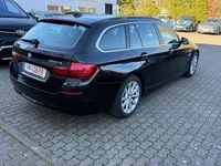 Gebraucht BMW 520 190 PS (139 kW) 2015 Schwarz Kombi