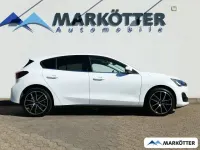 Gebraucht Ford Focus Titanium 125 PS (91 kW) 2023 Weiss Limousine