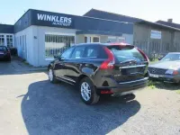 Gebraucht Volvo XC60 Summum 190 PS (139 kW) 2015 Onyx black / metallic SUV