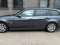 Używany BMW 320 163 KM (119 kW) 2006 Szary Kombi