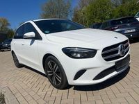 Gebraucht Mercedes B200 150 PS (110 kW) 2020 Weiß Van / Kleinbus