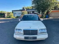 Gebraucht Mercedes E250 113 PS (83 kW) 1994 Beige Limousine