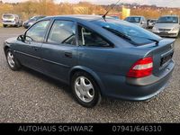 Gebraucht Opel Vectra 101 PS (74 kW) 1998 Blau Limousine