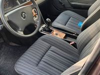 gebraucht Mercedes E250 W124 D FACELIFT | SCHIEBED | GARAGENFAH...