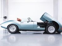 Second-hand Jaguar E-Type 298 CP (219 kW) 1965 Albastru Cabrio