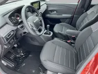 Nowe Dacia Jogger Expression 101 KM (74 kW) 2025 Brązowy Minivan