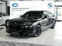 Gebraucht BMW 740 M Sport 299 PS (219 kW) 2025 Saphirschwarz Limousine