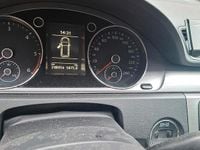 Gebraucht VW Passat 105 PS (77 kW) 2012 Silber Kombi