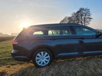 Gebraucht VW Passat Comfortline 150 PS (110 kW) 2016 Grau Kombi