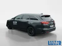 Gebraucht Kia Ceed 140 PS (102 kW) 2025 Pentametal (grau) (metallic) Kleinwagen
