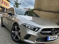Gebraucht Mercedes A200 Night 163 PS (119 kW) 2019 Grau Limousine