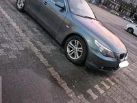 Gebraucht BMW 523 177 PS (130 kW) 2006 Grau Kombi
