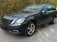 Gebraucht Mercedes E350 231 PS (169 kW) 2010 Grau Kombi