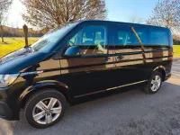 Second-hand VW Multivan 150 CP (110 kW) 2021 Negru Monovolum