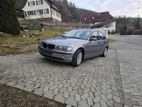 Gebraucht BMW 318 Basis 146 PS (107 kW) 2003 Andere farben Limousine