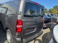 Gebraucht Peugeot e-Expert 100 kW (136 PS) 2025 Grau Van
