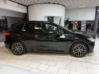 Gebraucht BMW 220 Active Tourer M Sport 170 PS (125 kW) 2022 Saphirschwarz Van / Kleinbus