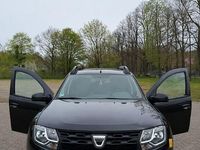 Gebraucht Dacia Duster 114 PS (83 kW) 2017 Schwarz SUV