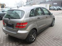 Gebraucht Mercedes B170 116 PS (85 kW) 2006 Grau Van / Kleinbus