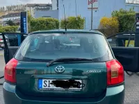 Gebraucht Toyota Corolla 97 PS (71 kW) 2003 Grün Kleinwagen