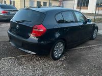 Gebraucht BMW 116 120 PS (88 kW) 2007 Schwarz Kleinwagen