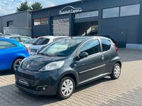 Gebraucht Peugeot 107 Active 68 PS (50 kW) 2013 Grau Kleinwagen