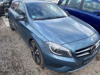 Gebraucht Mercedes A220 177 PS (130 kW) 2015 Blau Limousine