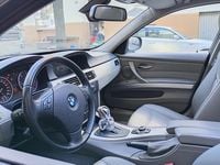 Gebraucht BMW 320 184 PS (135 kW) 2012 Blau Kombi