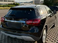 Gebraucht Mercedes GLA220 170 PS (125 kW) 2018 Schwarz SUV