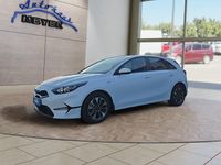 Novo Kia Ceed 140 HP (102 kW) 2025 Branco Citadino